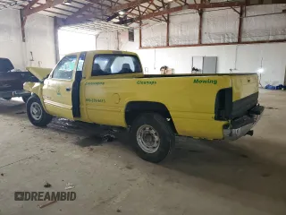 1999 Dodge Ram 2500 with VIN 3B7KC26Z4XM513485, listed as a Copart auction lot 46129105 with 0 mi miles and Salvage Title. Bid and sale history available at carsss.com. Image 2.
