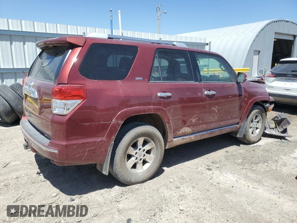 2011 Toyota 4Runner Trail z VIN JTEBU5JR4B5074126, wystawiony jako Copart lot #57718015 z przebiegiem 232 870 mil mil oraz Szkoda całkowita • Salvage title. Historia ofert i sprzedaży dostępna na DreamBid. Obrazek 3.