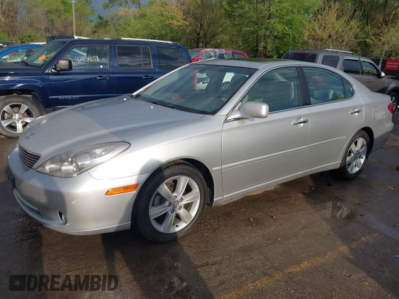 2005 Lexus ES 330 with VIN JTHBA30G055064200, listed as a IAAI auction lot 42048923 with 257,946 mi miles. Bid and sale history available at carsss.com. Image 19.