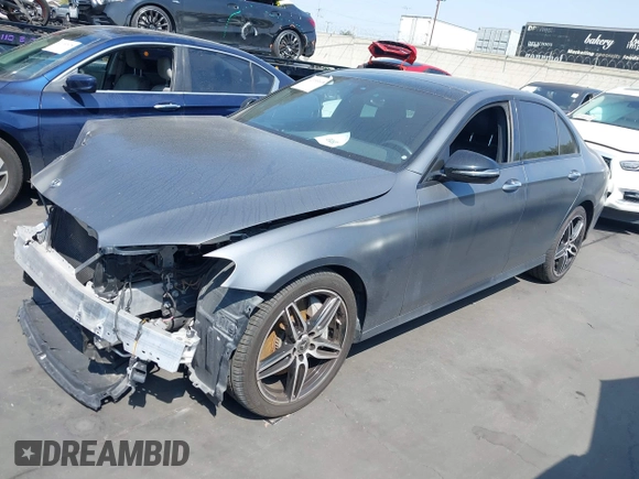 2019 Mercedes-Benz E 300 with VIN WDDZF4JB3KA601824, listed as a IAAI auction lot 42053608 with 54,998 mi miles and . Bid and sale history available at DreamBid. Image 18.
