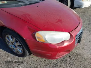 2005 Chrysler Sebring Limited z VIN 1C3EL65R75N686141, wystawiony jako IAAI lot #41714343 z przebiegiem Nie podano mil oraz . Historia ofert i sprzedaży dostępna na DreamBid. Obrazek 6.