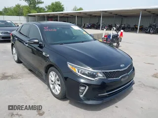 2018 Kia Optima LX z VIN 5XXGT4L3XJG243723, wystawiony jako IAAI lot #42269119 z przebiegiem 161 793 mil mil oraz . Historia ofert i sprzedaży dostępna na DreamBid. Obrazek 1.