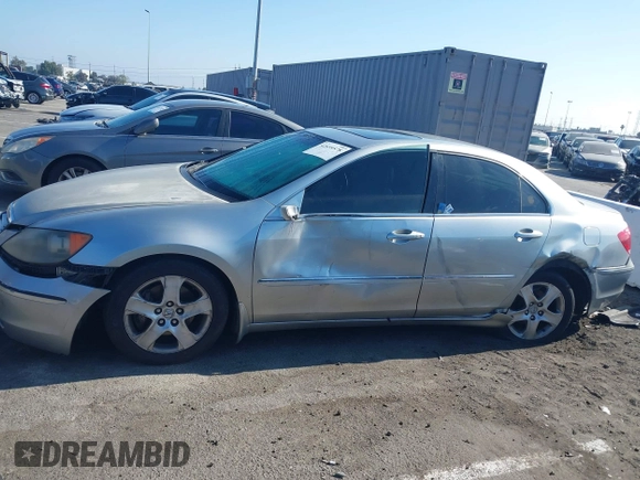 2007 Acura RL Technology with VIN JH4KB16617C004862, listed as a IAAI auction lot 42659578 with 203,727 mi miles and . Bid and sale history available at DreamBid. Image 6.