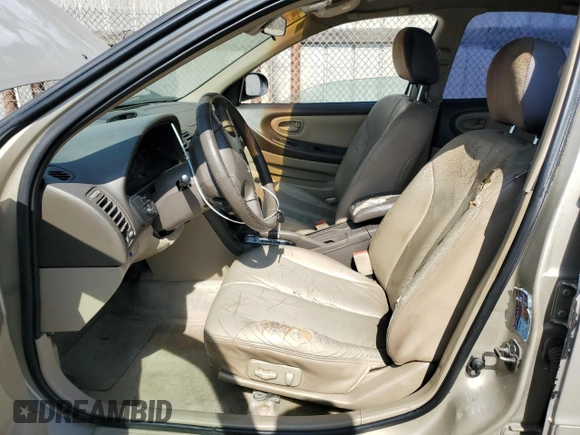 2000 Nissan Maxima GXE z VIN JN1CA31D0YT712485, wystawiony jako Copart lot #54956875 z przebiegiem 187 942 mil mil oraz Czysty tytuł • Clean title. Historia ofert i sprzedaży dostępna na DreamBid. Obrazek 7.