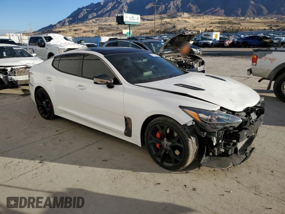 2020 Kia Stinger GT1 with VIN KNAE45LC3L6082883, listed as a Copart auction lot 79273504 with 70,367 mi miles and Salvage Title. Bid and sale history available at DreamBid. Image 4.
