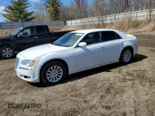 2013 Chrysler 300 Motown with VIN 2C3CCAAG2DH627343, listed as a Copart auction lot 50608175 with 172,621 mi miles and Clean Title. Bid and sale history available at carsss.com. Image 1.