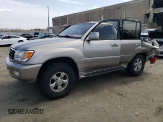 2002 Toyota Land Cruiser with VIN JTEHT05J322017079, listed as a Copart auction lot 49710085 with 0 mi miles and Clean Title. Bid and sale history available at carsss.com. Image 1.