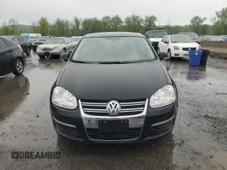 2010 Volkswagen Jetta SE z VIN 3VWRZ7AJ3AM139161, wystawiony jako Copart lot #56410925 z przebiegiem 78 317 mil mil oraz Czysty tytuł • Clean title. Historia ofert i sprzedaży dostępna na DreamBid. Obrazek 5.