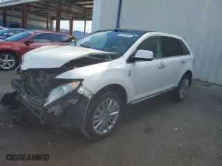 2011 Lincoln MKX with VIN 2LMDJ6JK6BBJ02700, listed as a Copart auction lot 51519635 with 184,446 mi miles and Salvage Title. Bid and sale history available at carsss.com. Image 1.