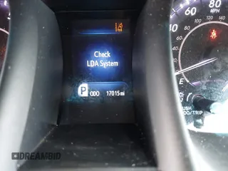 2018 Toyota Avalon XLE with VIN 4T1BK1EB3JU275676, listed as a IAAI auction lot 42045852 with 17,015 mi miles. Bid and sale history available at carsss.com. Image 7.
