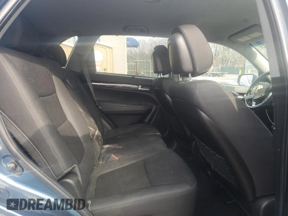 2014 Kia Sorento LX with VIN 5XYKTCA6XEG435159, listed as a Copart auction lot 46936445 with 0 mi miles and Salvage Title. Bid and sale history available at carsss.com. Image 11.