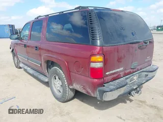 2003 Chevrolet Suburban LT with VIN 1GNEC16Z13J247753, listed as a IAAI auction lot 41501608 with 300,977 mi miles. Bid and sale history available at carsss.com. Image 3.