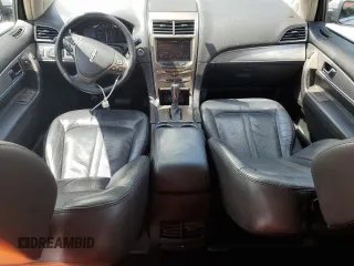 2013 Lincoln MKX z VIN 2LMDJ6JK6DBL31025, wystawiony jako Copart lot #58806655 z przebiegiem 139 959 mil mil oraz Tytuł czysty. Historia ofert i sprzedaży dostępna na DreamBid. Obrazek 8.