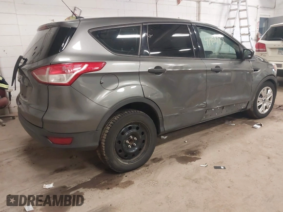 2013 Ford Escape S with VIN 1FMCU0F78DUA33201, listed as a IAAI auction lot 41958763 with 188,533 mi miles. Bid and sale history available at carsss.com. Image 4.
