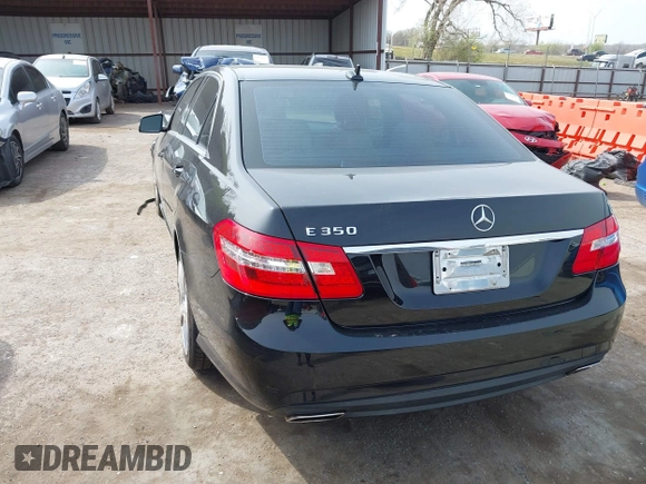 2011 Mercedes-Benz E-Class E 350 Luxury with VIN WDDHF5GB9BA377841, listed as a IAAI auction lot 41940003 with 180,639 mi miles. Bid and sale history available at carsss.com. Image 3.