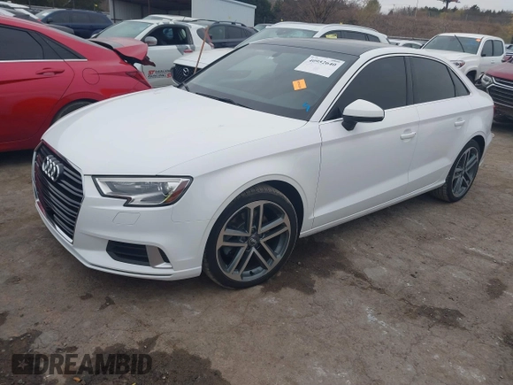 2019 Audi A3 Premium z VIN WAUAUGFF5K1014435, wystawiony jako IAAI lot #40952640 z przebiegiem 61 525 mil mil oraz . Historia ofert i sprzedaży dostępna na DreamBid. Obrazek 17.