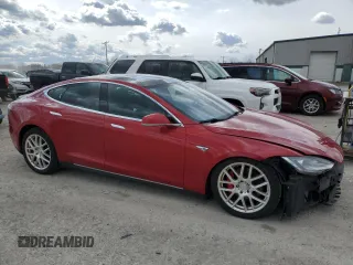 2015 Tesla Model S 85D with VIN 5YJSA1E47FF113946, listed as a Copart auction lot 52755675 with 81,344 mi miles and Salvage Title. Bid and sale history available at carsss.com. Image 4.