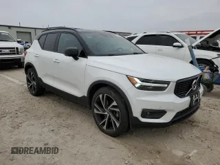 2022 Volvo XC40 R-Design с VIN YV4162UM1N2648449, выставлен на аукционе Copart как лот 52323025 с пробегом 34 574 миль миль и Списание • Salvage title. История ставок и продаж доступна на DreamBid. Изображение 4.