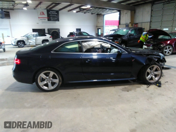2016 Audi A5 Premium with VIN WAUD2AFR5GA002447, listed as a IAAI auction lot 41977173 with 72,173 mi miles and . Bid and sale history available at DreamBid. Image 13.