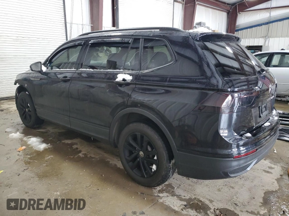 2023 Volkswagen Tiguan S with VIN 3VVFB7AX9PM058545, listed as a Copart auction lot 87412544 with 3,902 mi miles and Salvage title. Bid and sale history available at DreamBid. Image 2.