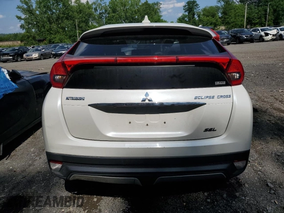 2018 Mitsubishi Eclipse Cross SE with VIN JA4AT5AA3JZ045103, listed as a Copart auction lot 61538335 with 154,469 mi miles and Salvage title. Bid and sale history available at DreamBid. Image 6.