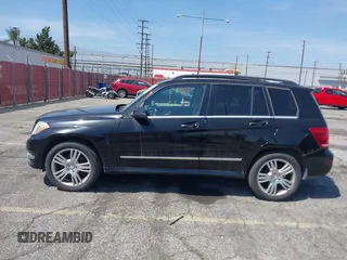 2013 Mercedes-Benz GLK 350 z VIN WDCGG5HB7DG026938, wystawiony jako IAAI lot #42096460 z przebiegiem 271 577 mil mil oraz . Historia ofert i sprzedaży dostępna na DreamBid. Obrazek 14.