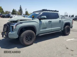 2023 Toyota Tundra Limited с VIN 5TFJA5DB2PX119177, выставлен на аукционе Copart как лот 62610775 с пробегом Не указан миль и Списание • Salvage title. История ставок и продаж доступна на DreamBid. Изображение 1.