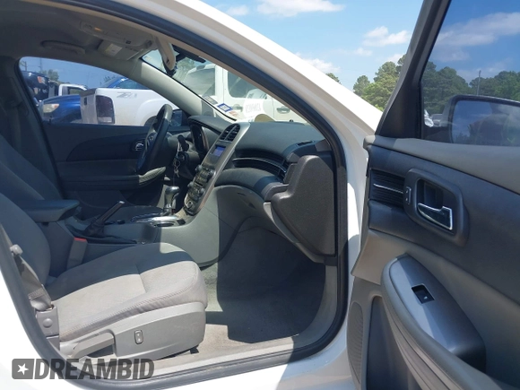 2015 Chevrolet Malibu LS with VIN 1G11B5SL7FF137955, listed as a IAAI auction lot 42069028 with 181,744 mi miles and . Bid and sale history available at DreamBid. Image 5.