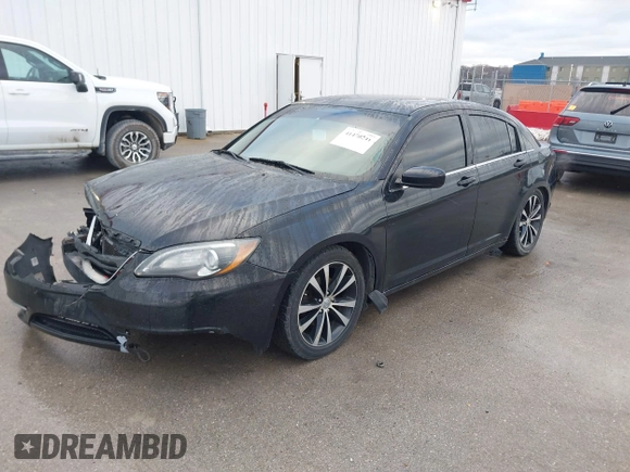 2012 Chrysler 200 S with VIN 1C3CCBHG6CN233751, listed as a IAAI auction lot 41470241 with 173,383 mi miles. Bid and sale history available at carsss.com. Image 17.