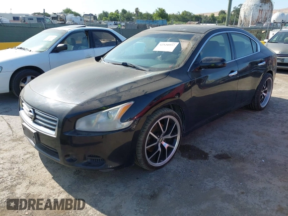 2014 Nissan Maxima SV with VIN 1N4AA5AP8EC451098, listed as a IAAI auction lot 42520957 with 146,924 mi miles and . Bid and sale history available at DreamBid. Image 2.