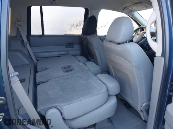 2004 Dodge Durango SXT with VIN 1D4HD38N84F105125, listed as a IAAI auction lot 41298128 with 172,337 mi miles and . Bid and sale history available at DreamBid. Image 8.