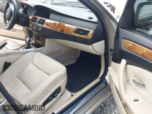 2010 BMW 5 Series 535i with VIN WBANW1C55AC167677, listed as a IAAI auction lot 41950148 with 134,499 mi miles and . Bid and sale history available at carsss.com. Image 5.