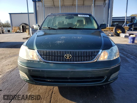 2001 Toyota Avalon XL z VIN 4T1BF28B81U162506, wystawiony jako Copart lot #52031805 z przebiegiem 212 437 mil mil oraz Szkody całkowita. Historia ofert i sprzedaży dostępna na DreamBid. Obrazek 5.