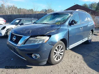 2013 Nissan Pathfinder SV with VIN 5N1AR2MM8DC642050, listed as a IAAI auction lot 41271808 with 94,548 mi miles. Bid and sale history available at carsss.com. Image 2.