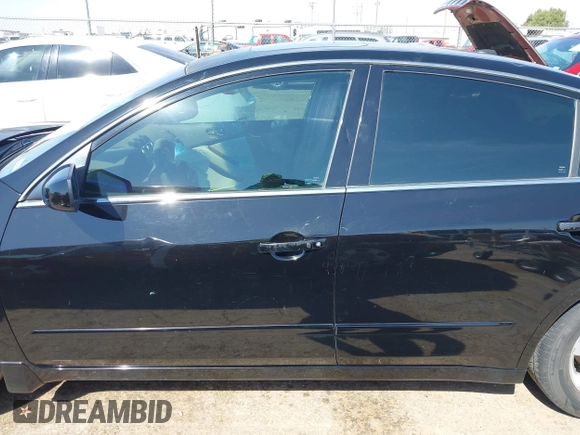 2008 Nissan Altima 2.5 SL with VIN 1N4AL21E48N539369, listed as a IAAI auction lot 42021194 with 1 mi miles. Bid and sale history available at carsss.com. Image 14.