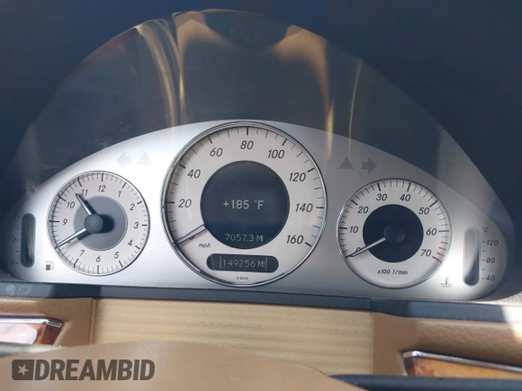 2008 Mercedes-Benz E Luxury 3.5L with VIN WDBUF56X58B275024, listed as a IAAI auction lot 41918611 with 149,256 mi miles. Bid and sale history available at carsss.com. Image 7.