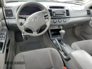 2005 Toyota Camry LE with VIN 4T1BF32KX5U601192, listed as a Copart auction lot 55365485 with 153,251 mi miles and Salvage Title. Bid and sale history available at DreamBid. Image 8.