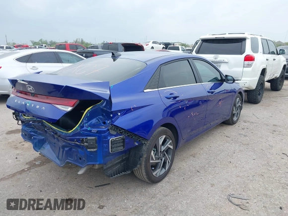 2024 Hyundai Elantra SEL with VIN KMHLS4DGXRU820304, listed as a IAAI auction lot 41895332 with 5,414 mi miles and . Bid and sale history available at DreamBid. Image 4.