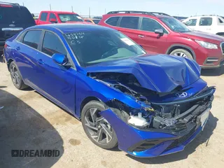 2024 Hyundai Elantra SEL с VIN KMHLS4DG3RU727771, выставлен на аукционе IAAI как лот 42491600 с пробегом 5 510 миль миль и . История ставок и продаж доступна на DreamBid. Изображение 1.