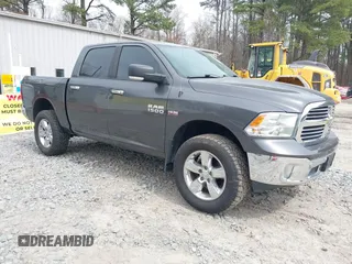 2018 Ram 1500 Big Horn z VIN 1C6RR7LT1JS218327, wystawiony jako IAAI lot #41815454 z przebiegiem 48 698 mil mil oraz . Historia ofert i sprzedaży dostępna na DreamBid. Obrazek 1.