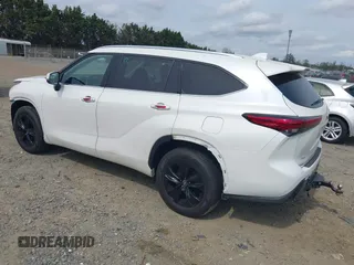 2021 Toyota Highlander XLE z VIN 5TDHZRBH7MS062420, wystawiony jako IAAI lot #41918161 z przebiegiem 136 842 mil mil oraz . Historia ofert i sprzedaży dostępna na DreamBid. Obrazek 3.