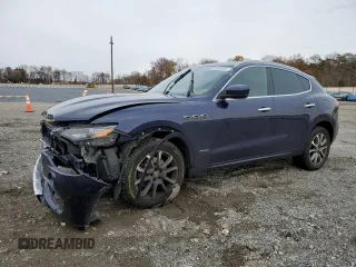2018 Maserati Levante GranLusso with VIN ZN661XUL0JX287061, listed as a Copart auction lot 82083264 with 47,715 mi miles and Salvage Title. Bid and sale history available at carsss.com. Image 1.