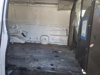 2004 Ford Econoline Cargo z VIN 1FTNE24LX4HA51567, wystawiony jako Copart lot #89223615 z przebiegiem 235 782 mil mil oraz Czysty tytuł • Clean title. Historia ofert i sprzedaży dostępna na DreamBid. Obrazek 11.