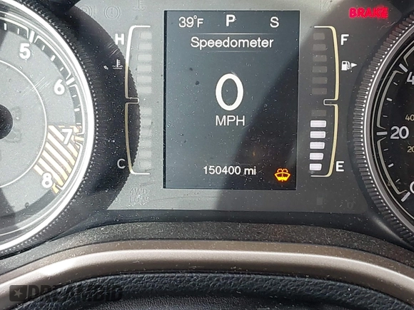 2015 Jeep Cherokee Latitude with VIN 1C4PJMCS8FW570785, listed as a IAAI auction lot 41398481 with 150,400 mi miles and . Bid and sale history available at DreamBid. Image 15.