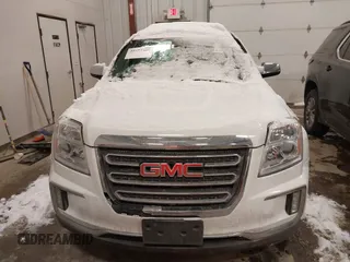 2017 GMC Terrain SLT z VIN 2GKFLUE36H6200710, wystawiony jako IAAI lot #41622409 z przebiegiem 121 391 mil mil oraz . Historia ofert i sprzedaży dostępna na DreamBid. Obrazek 12.