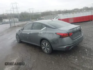 2019 Nissan Altima 2.5 SL with VIN 1N4BL4EV5KC224920, listed as a IAAI auction lot 41944546 with 156,658 mi miles. Bid and sale history available at carsss.com. Image 3.