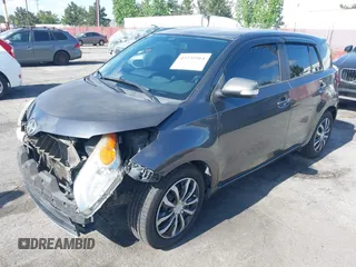 2009 Scion xD z VIN JTKKU10489J038212, wystawiony jako IAAI lot #42239564 z przebiegiem 186 514 mil mil oraz . Historia ofert i sprzedaży dostępna na DreamBid. Obrazek 2.