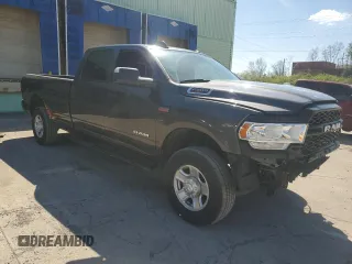 2022 Ram 2500 Tradesman with VIN 3C6UR5HJXNG157305, listed as a Copart auction lot 52484455 with 35,973 mi miles and Salvage title. Bid and sale history available at DreamBid. Image 4.