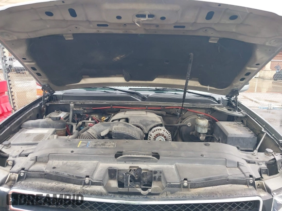 2007 Chevrolet Tahoe LS z VIN 1GNFC13C77R381209, wystawiony jako IAAI lot #41951832 z przebiegiem 145 205 mil mil oraz . Historia ofert i sprzedaży dostępna na DreamBid. Obrazek 10.