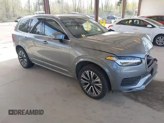 2020 Volvo XC90 Momentum with VIN YV4102PK1L1591863, listed as a IAAI auction lot 42034875 with 90,920 mi miles. Bid and sale history available at carsss.com. Image 1.